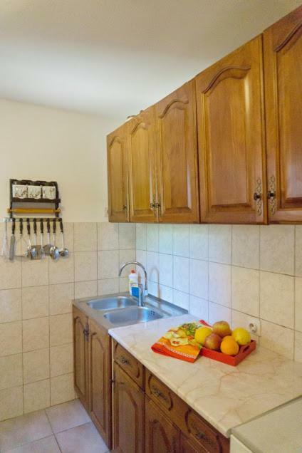 Nina Apartment Требине Екстериор снимка